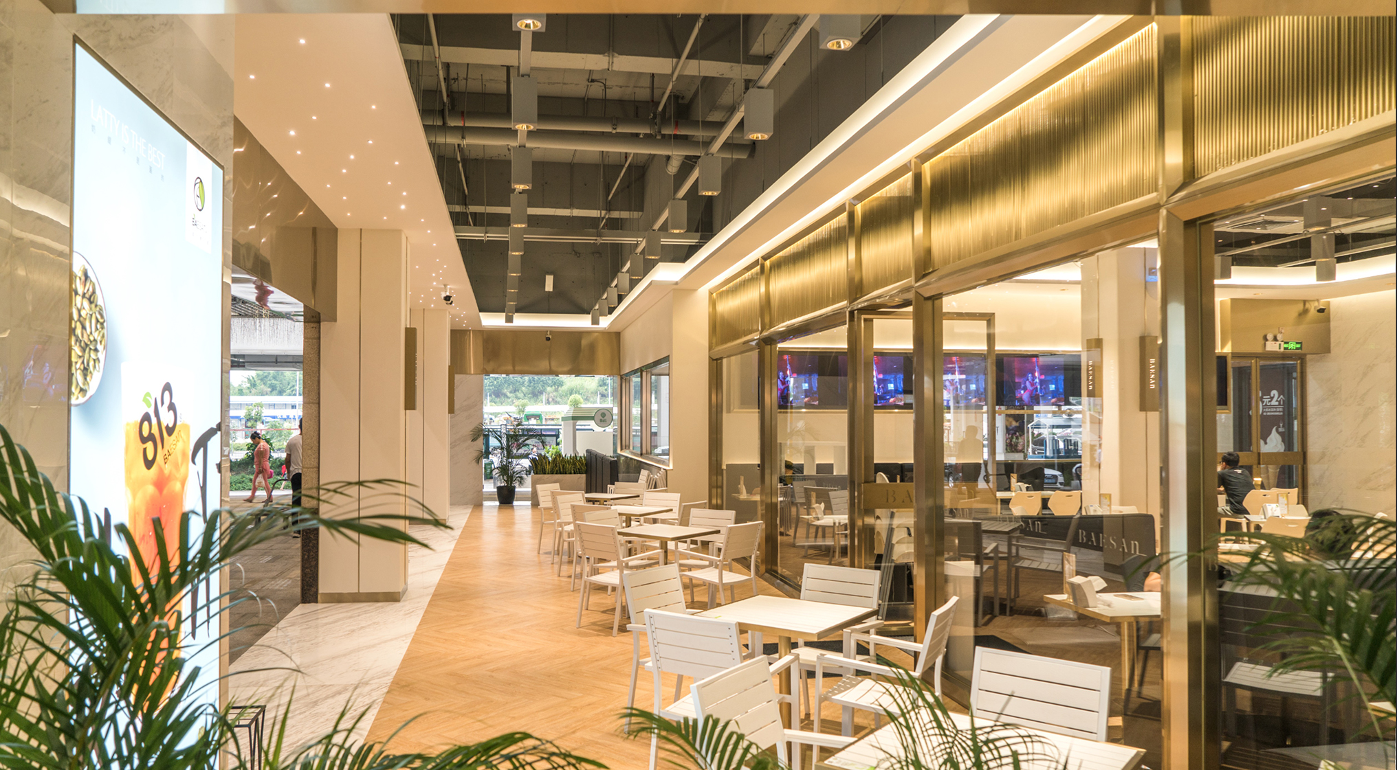 餐飲品牌空(kōng)間(jiān)設計(jì)的(de)四大(dà)重要(yào)因素！